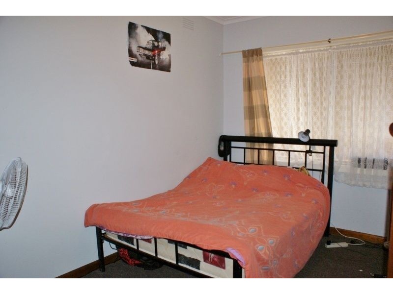 3 Law Street, Newborough VIC 3825