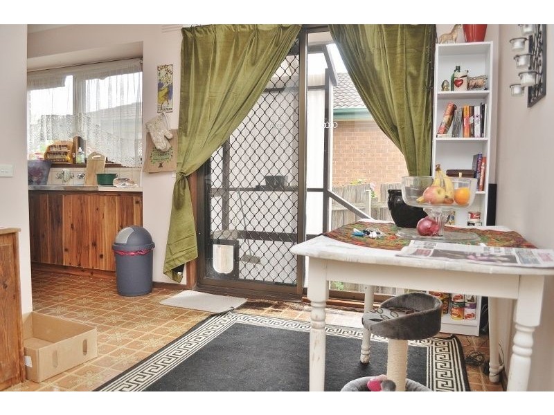 2/45 Dinwoodie Drive, Newborough VIC 3825