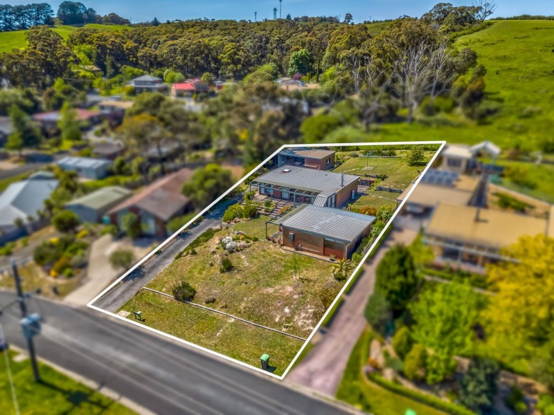 30 Fairway Drive, Yallourn VIC 3825