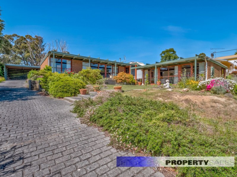 30 Fairway Drive, Yallourn VIC 3825