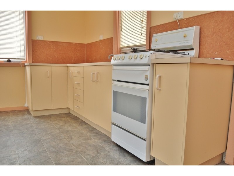 35 Victoria Street, Moe VIC 3825