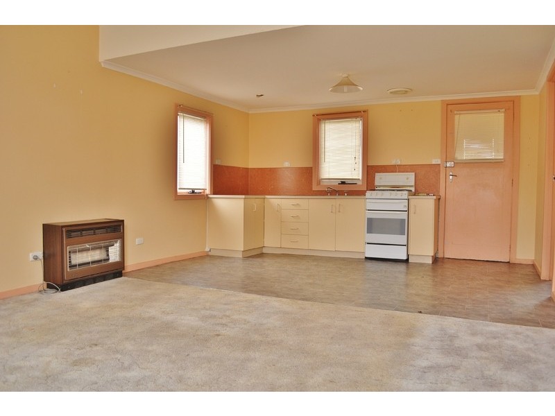 35 Victoria Street, Moe VIC 3825