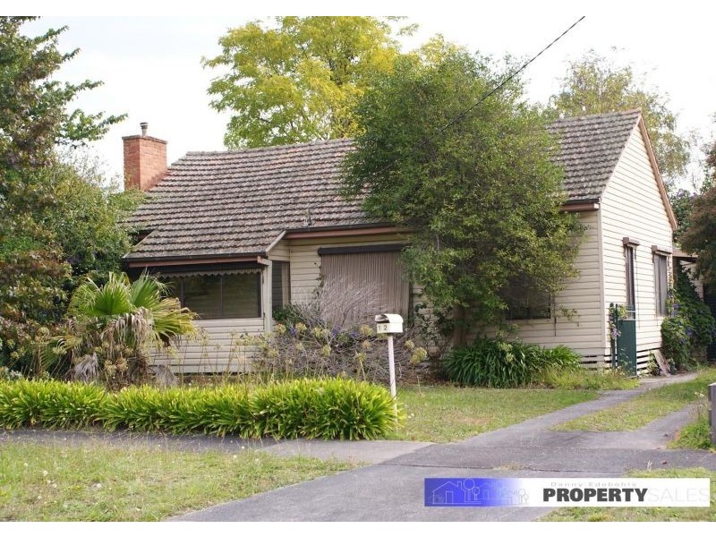 12 Hinkler Street, Moe VIC 3825