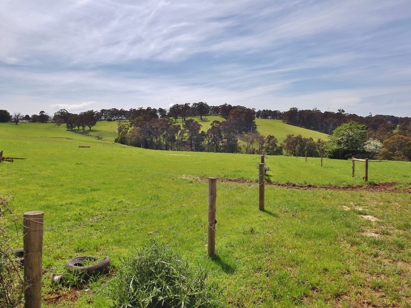 Lot 2 Paynters Road, Hill End VIC 3825