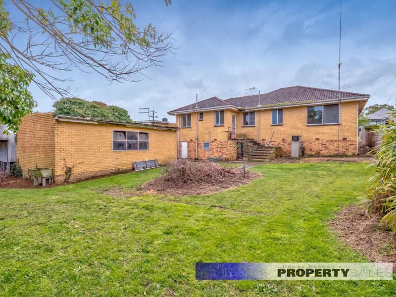 7 Law Street, Newborough VIC 3825