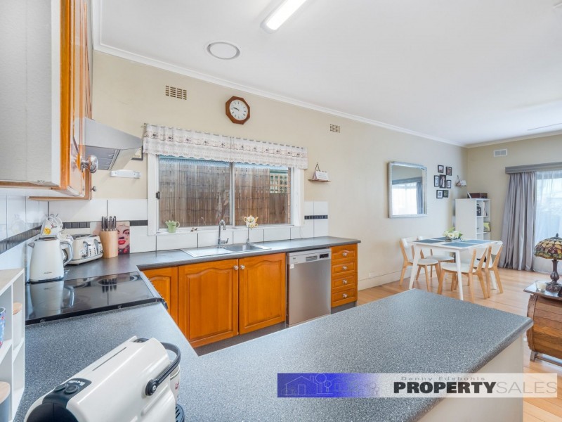 24 Trent Street, Newborough VIC 3825