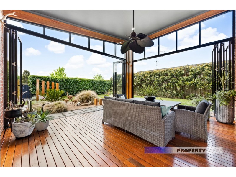 14 Rotheram Court, Trafalgar VIC 3824