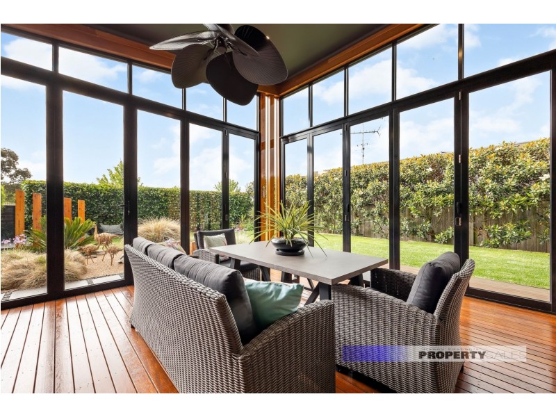 14 Rotheram Court, Trafalgar VIC 3824