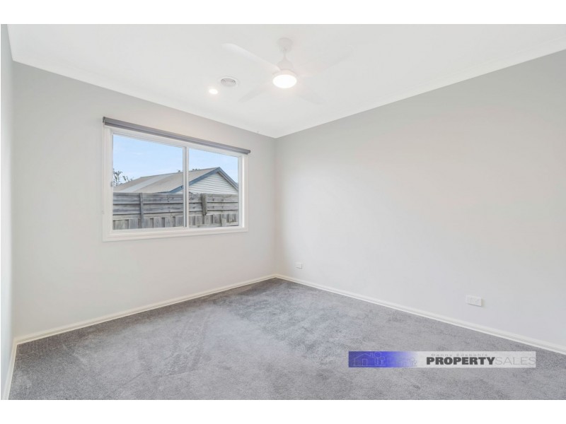 31 Shanahan Parade, Newborough VIC 3825