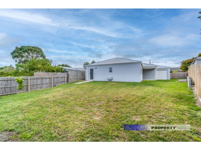 31 Shanahan Parade, Newborough VIC 3825