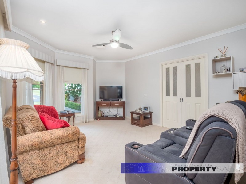 11 Vincent Boulevard, Trafalgar VIC 3824