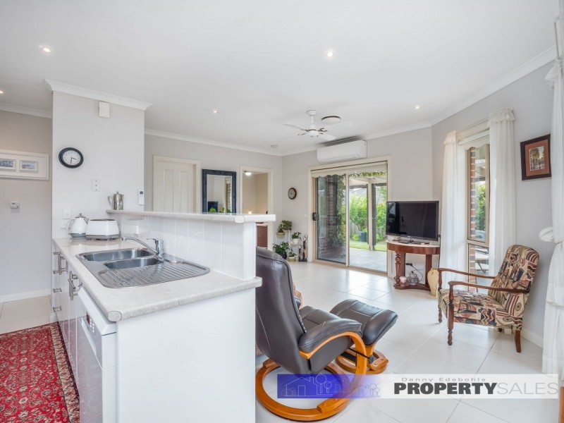 11 Vincent Boulevard, Trafalgar VIC 3824
