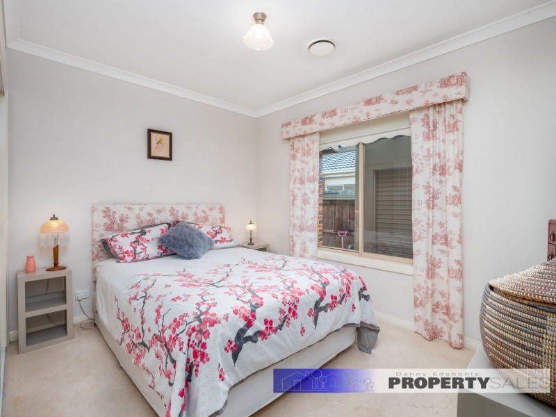 11 Vincent Boulevard, Trafalgar VIC 3824