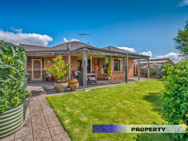 11 Vincent Boulevard, Trafalgar VIC 3824