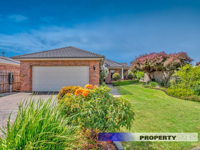 11 Vincent Boulevard, Trafalgar VIC 3824