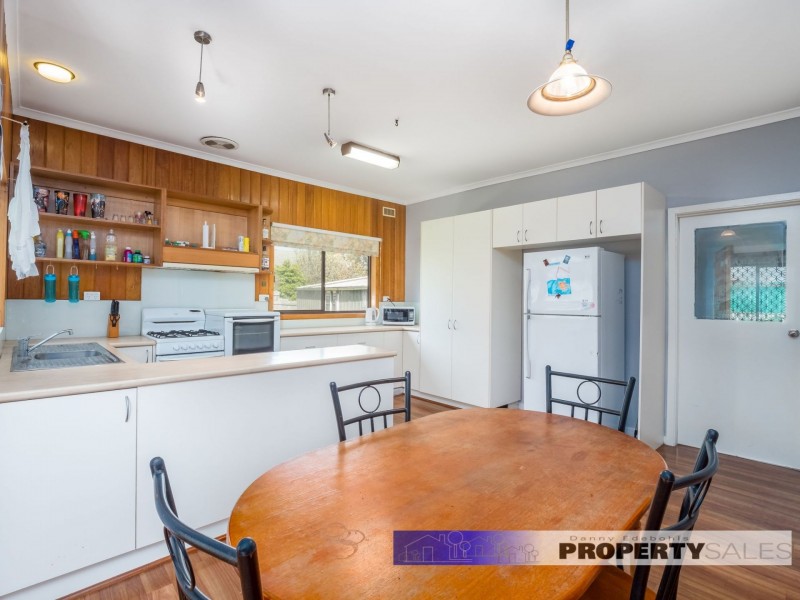 21 Avon Court, Newborough VIC 3825