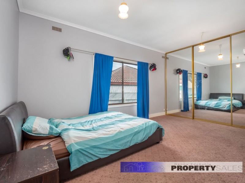 21 Avon Court, Newborough VIC 3825