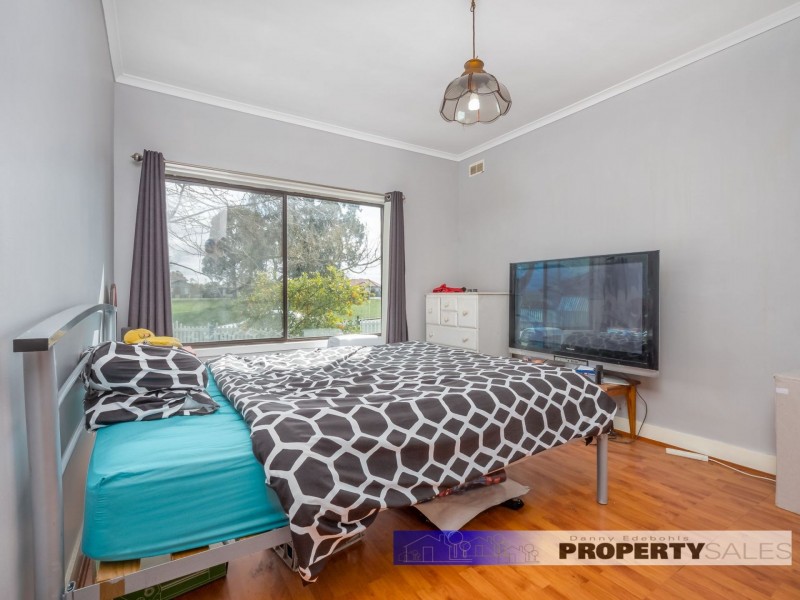 21 Avon Court, Newborough VIC 3825