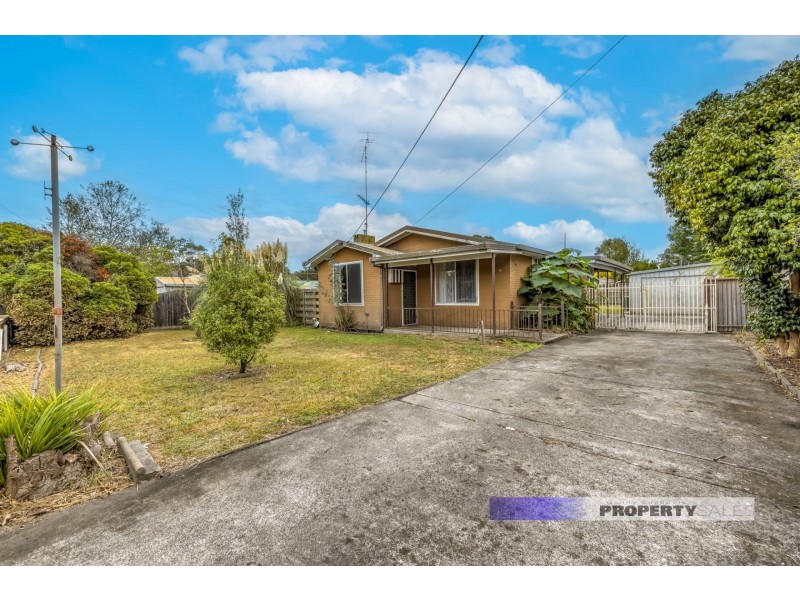 18 Belbrook Street, Newborough VIC 3825