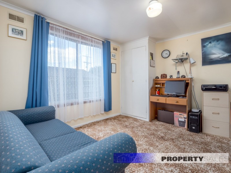 17 Mirboo Street, Newborough VIC 3825