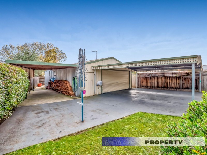 70 Service Road, Moe VIC 3825