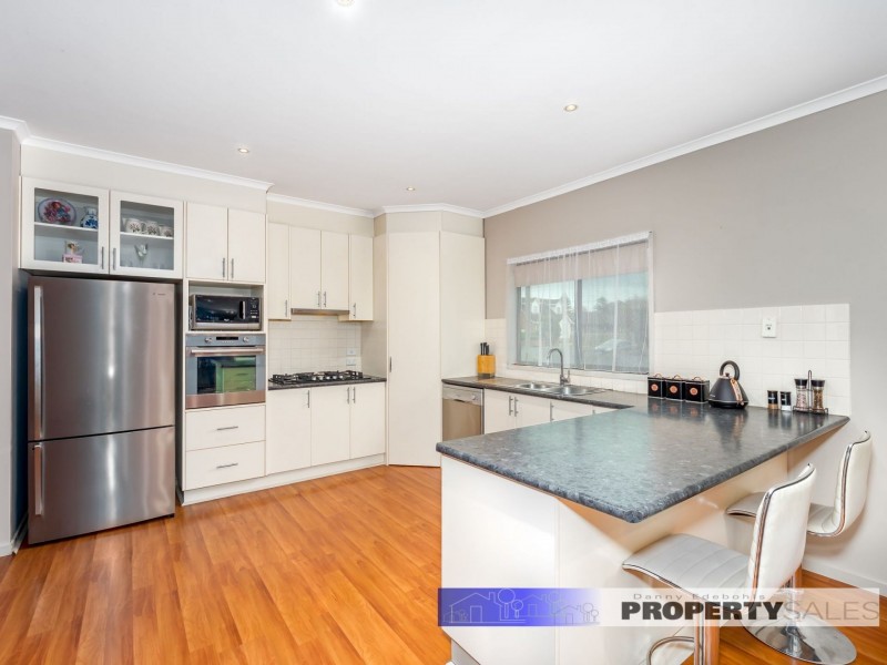 49 Chamberlain Road, Newborough VIC 3825