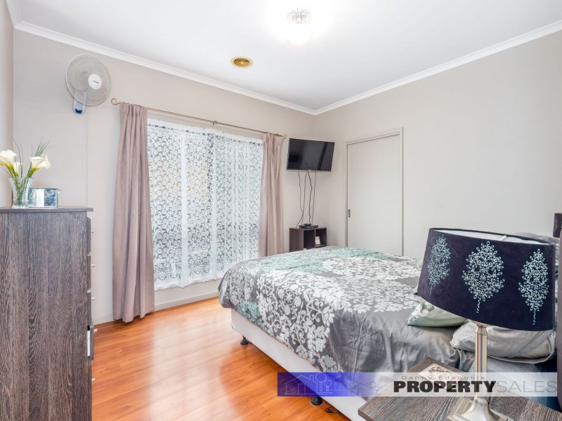 49 Chamberlain Road, Newborough VIC 3825