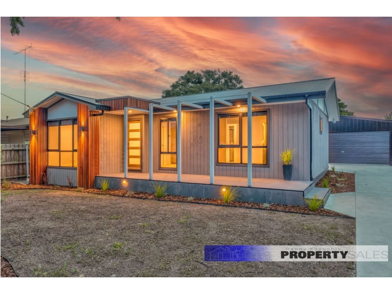 4 Wooreen Street, Newborough VIC 3825