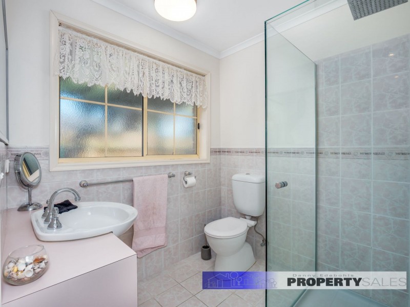 9 Sherwood Court, Newborough VIC 3825