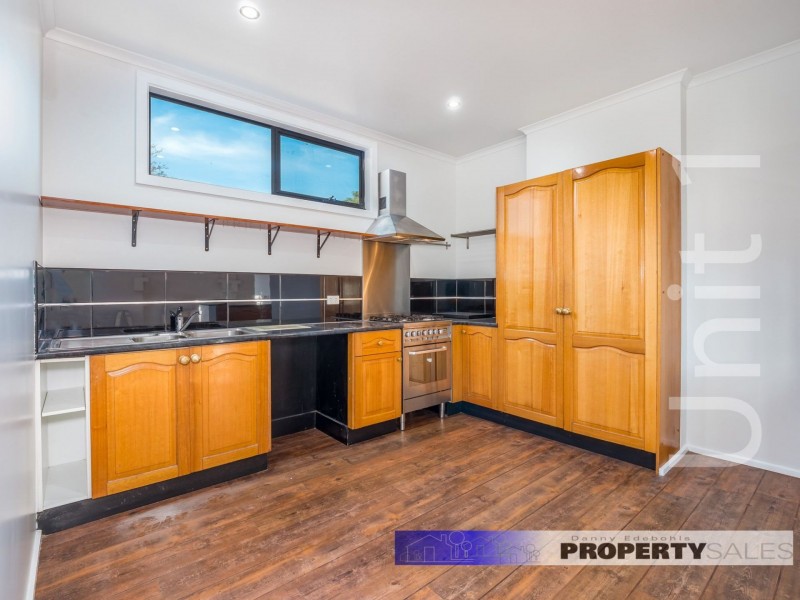 1 & 2/4 Gladstone Street, Moe VIC 3825