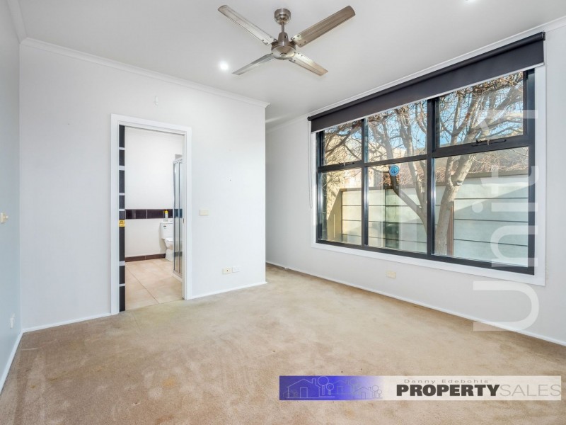 1 & 2/4 Gladstone Street, Moe VIC 3825