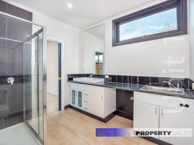 1 & 2/4 Gladstone Street, Moe VIC 3825