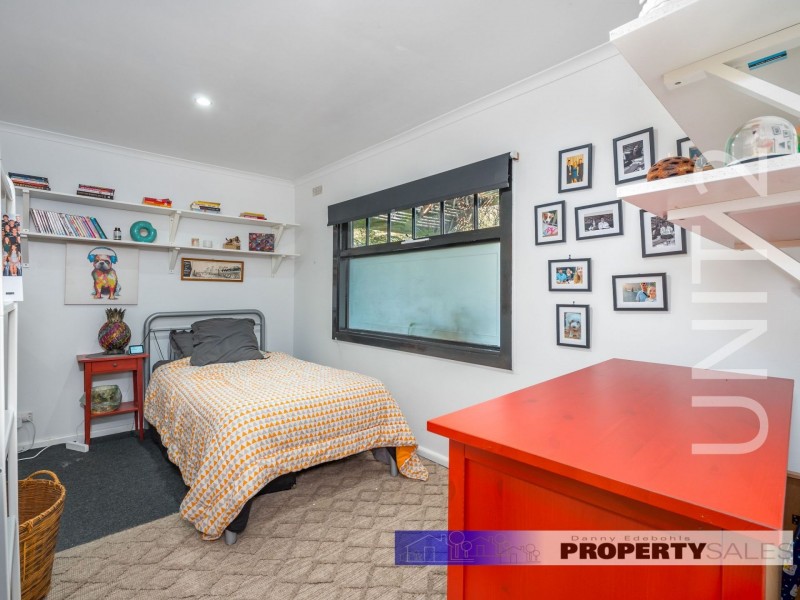1 & 2/4 Gladstone Street, Moe VIC 3825