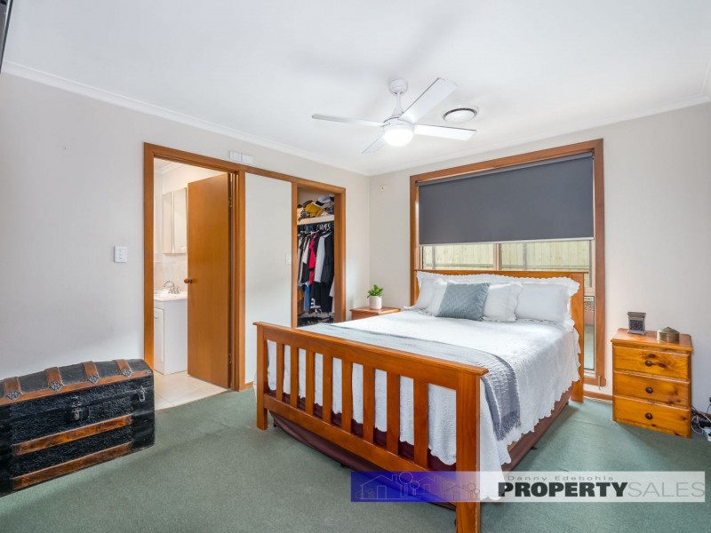 7 Barton Street, Newborough VIC 3825