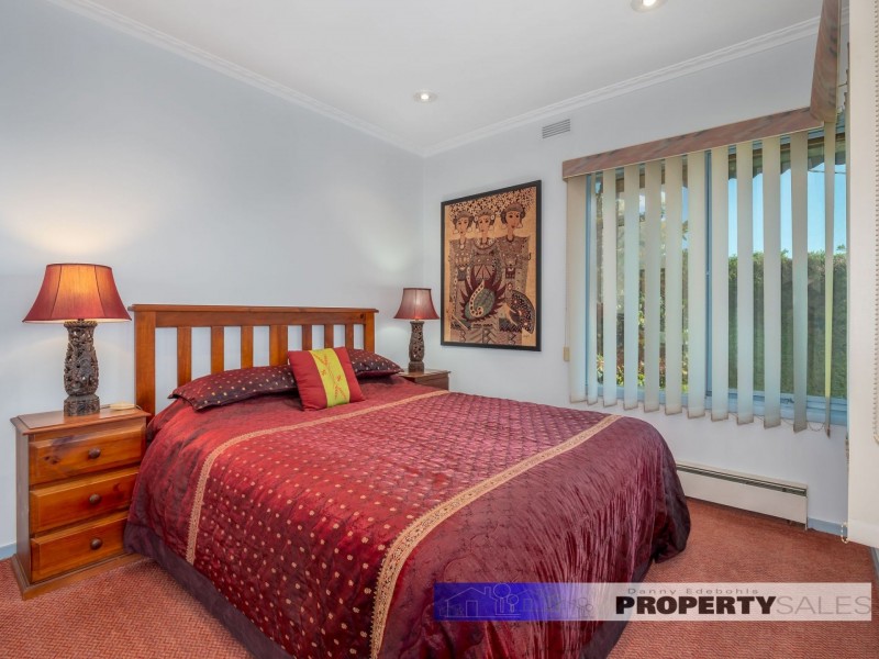 11-13 Coalville Road, Moe VIC 3825