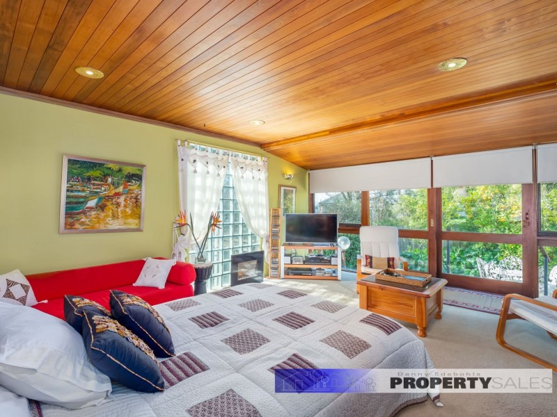 11-13 Coalville Road, Moe VIC 3825