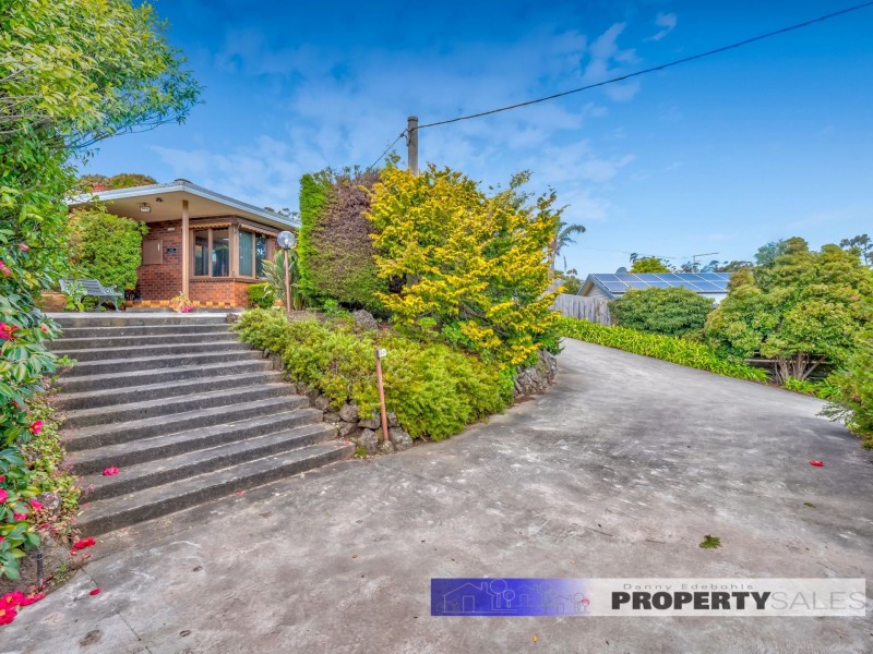 11-13 Coalville Road, Moe VIC 3825