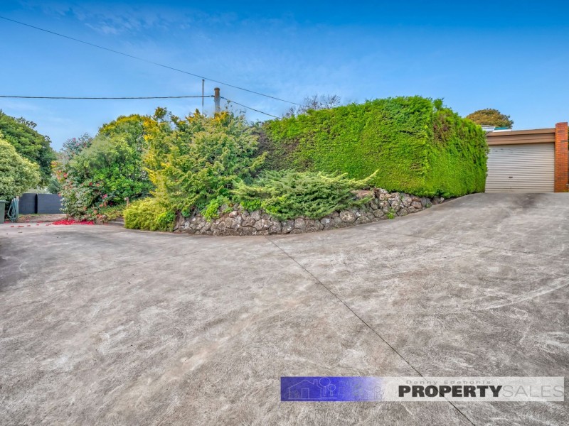 11-13 Coalville Road, Moe VIC 3825