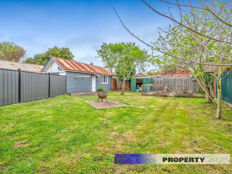 12 Bruce Street, Moe VIC 3825