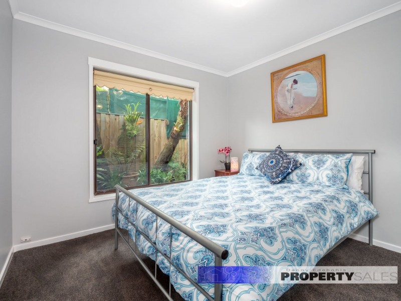 18 Desmond Street, Moe VIC 3825