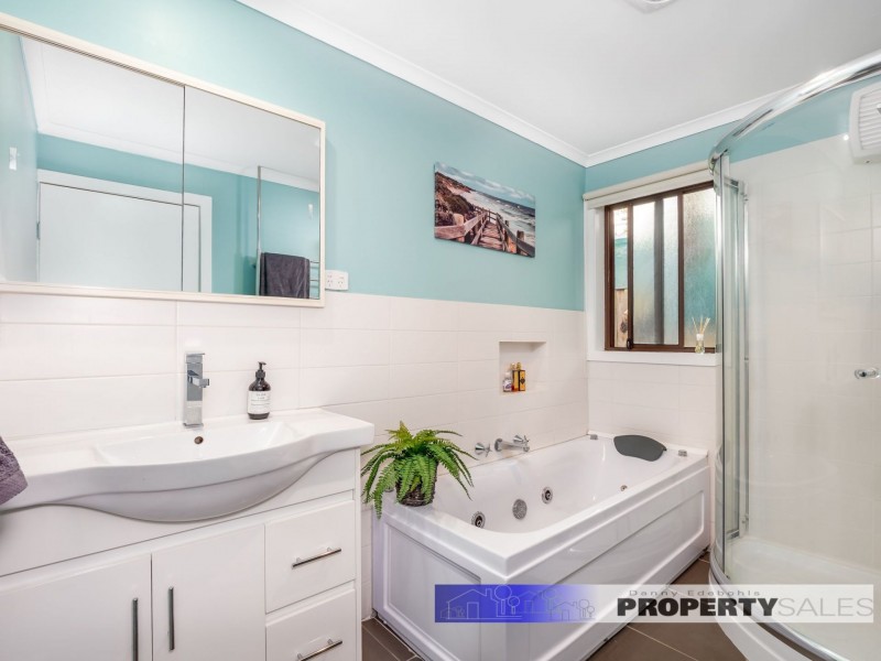 18 Desmond Street, Moe VIC 3825