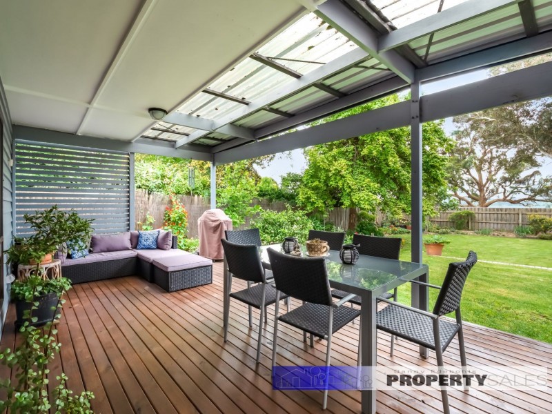 18 Desmond Street, Moe VIC 3825