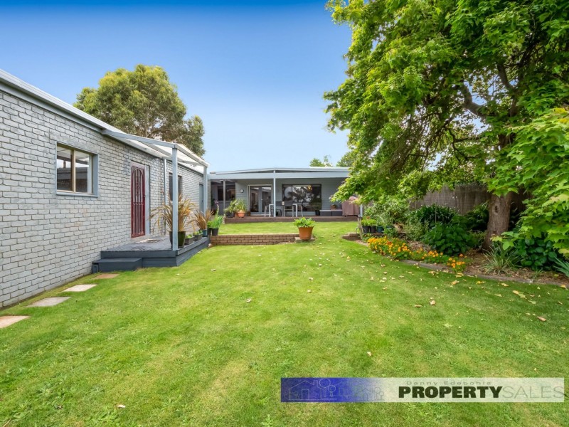 18 Desmond Street, Moe VIC 3825