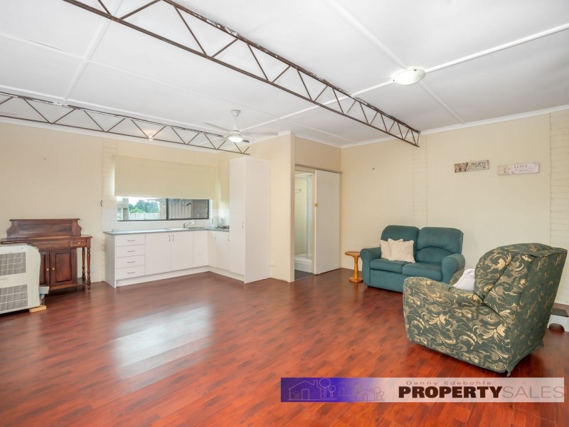 18 Desmond Street, Moe VIC 3825