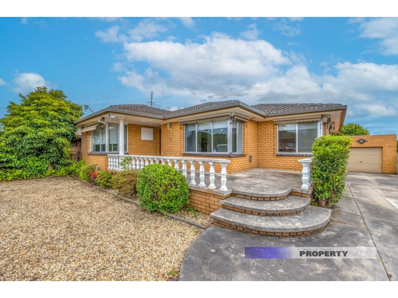 6 Peer Street, Moe VIC 3825