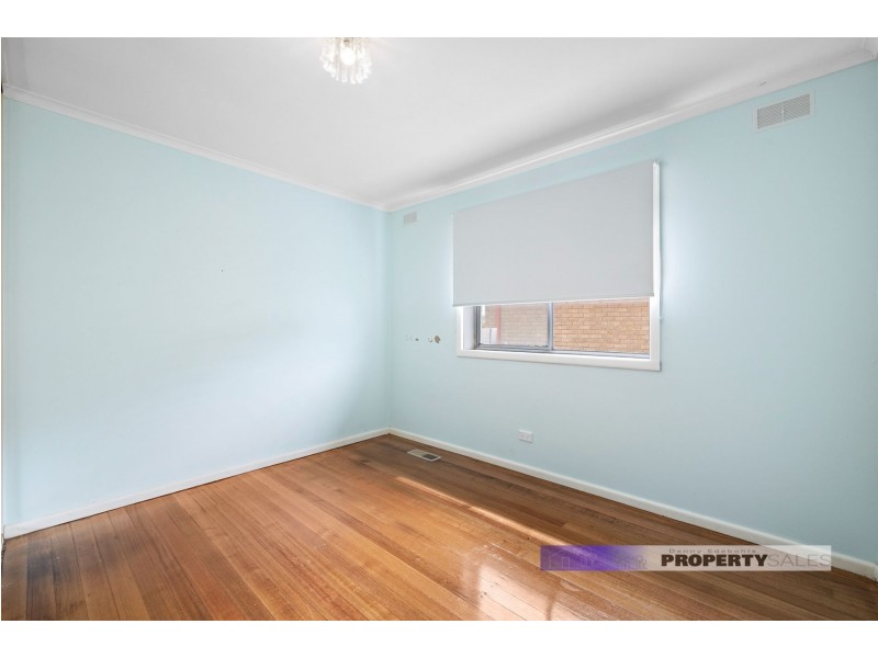 6 Peer Street, Moe VIC 3825