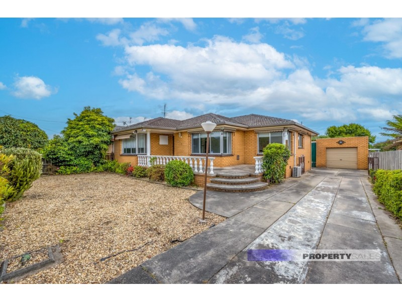 6 Peer Street, Moe VIC 3825