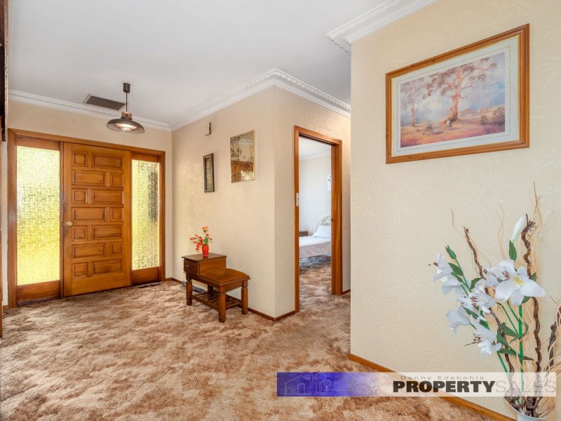 1A Alexander Avenue, Moe VIC 3825