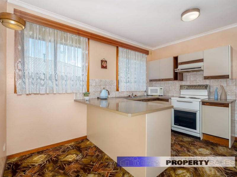 1A Alexander Avenue, Moe VIC 3825