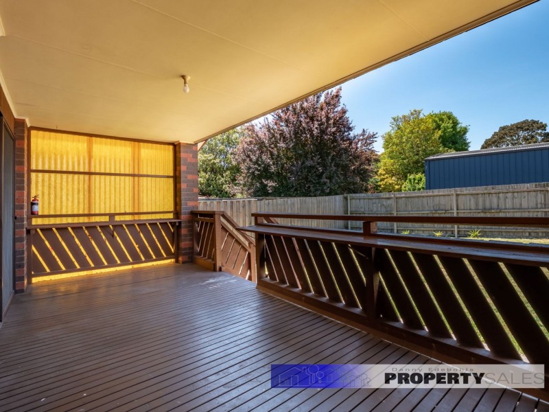 1A Alexander Avenue, Moe VIC 3825
